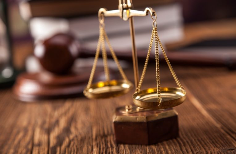 Жовтневый суд в Днепре взяли под охрану