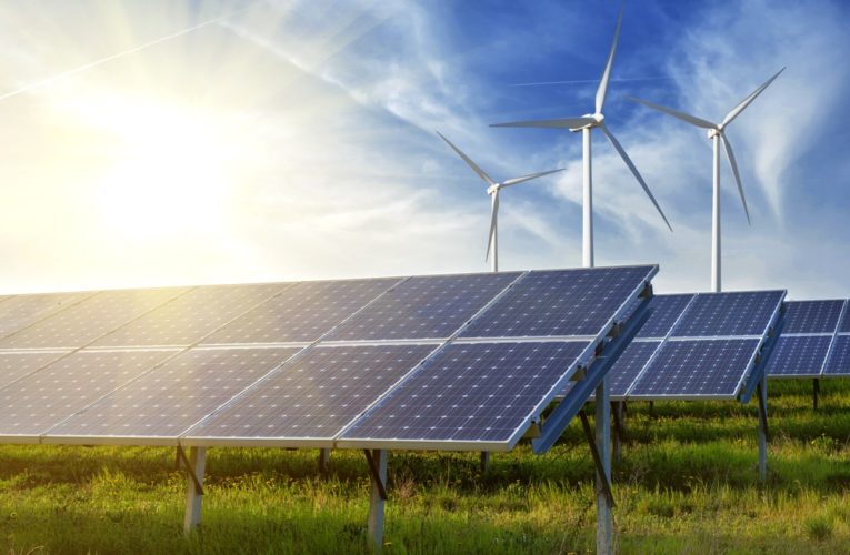 Под Днепром планируют построить первый в Украине гибридный парк возобновляемых источников энергии