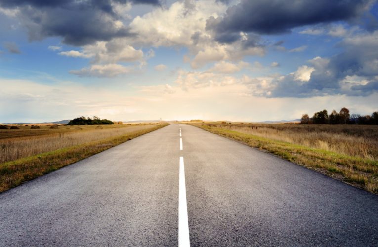 6-го сентября в Днепре на обочине нашли тело 17-летней девушки.