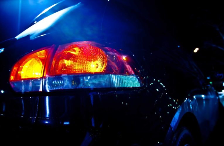 Под Днепром водитель легковушки вылетел в кювет