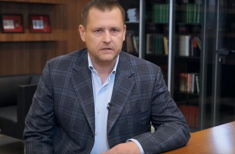 ОПЗЖ призывает голосовать за Филатова во втором туре