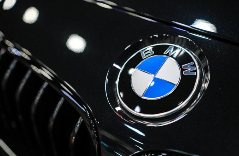 В Днепре на Передовой BMW сбил женщину