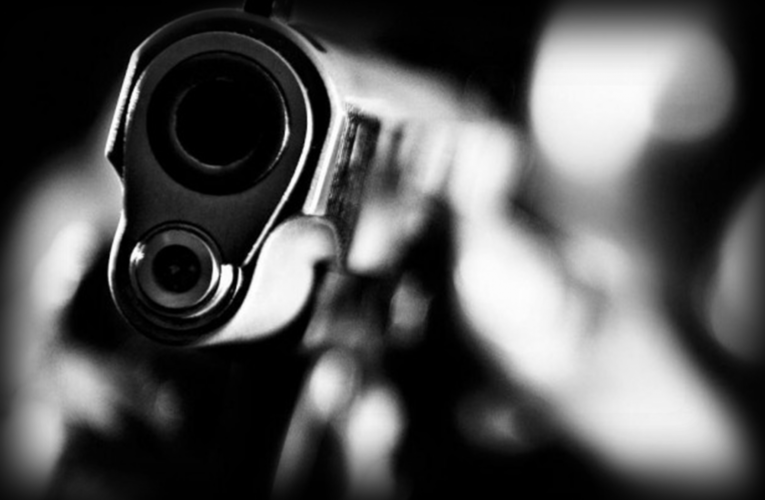 В Першотравенске неизвестные расстреляли 4-х парней в ресторане