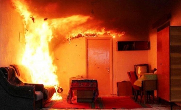 В Каменском при пожаре в квартире погибла 60-летняя женщина