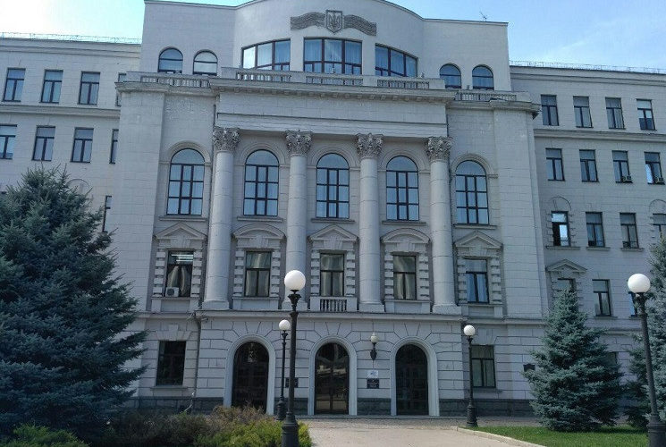 В Днепре «заминировали» здание облсовета