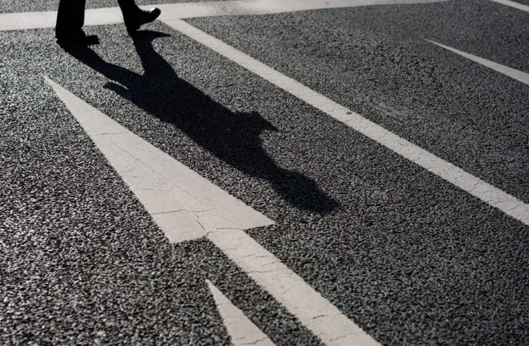 В Днепре на улице Писаржевского легковой автомобиль сбил пешехода