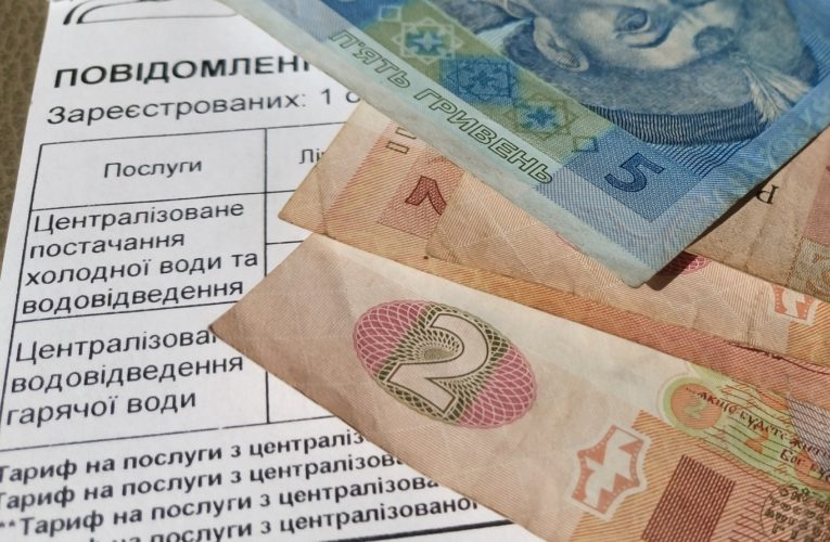 Правительство достигло соглашения с местными властями о том, что тарифы на тепло и горячую воду в этом отопительном сезоне повышаться не будут