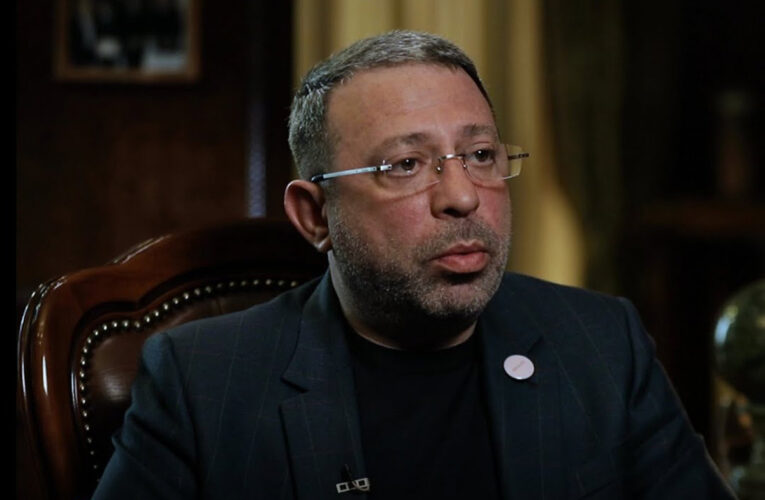 Геннадий Корбан подал в суд на фаната Стерненко