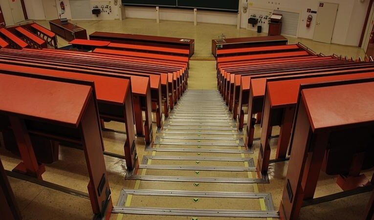 Кабинет министров объединил два днепровских вуза