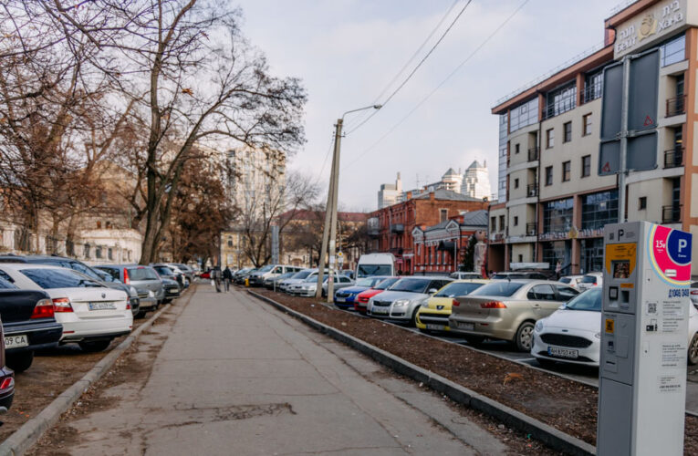 В Днепре реконструируют Успенскую площадь