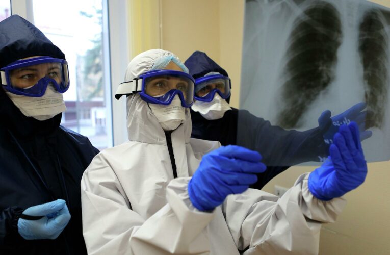 На Днепропетровщине за сутки COVID-19 убил двух человек и заразил более 30
