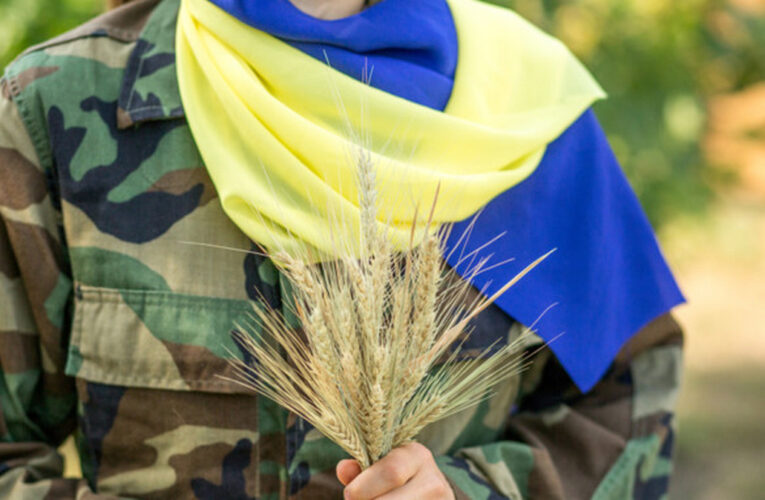 В Днепре прошел Марш защитников и защитниц Украины