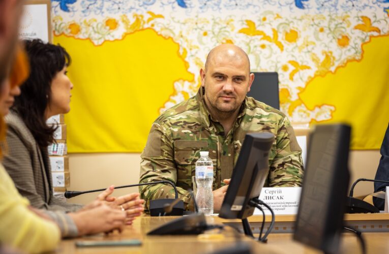 Дніпропетровщина отримала понад 1,5 тис ноутбуків для школярів Нікопольського району