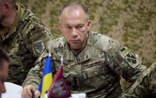 Інфокампанія чи «крик відчаю»: Євген Плінський про те, хто і навіщо атакує Сирського